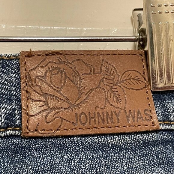 JOHNNY WAS Medium Wash Straight Leg Midrise Rise Blue Jeans Sz 25 - Picture 4 of 6